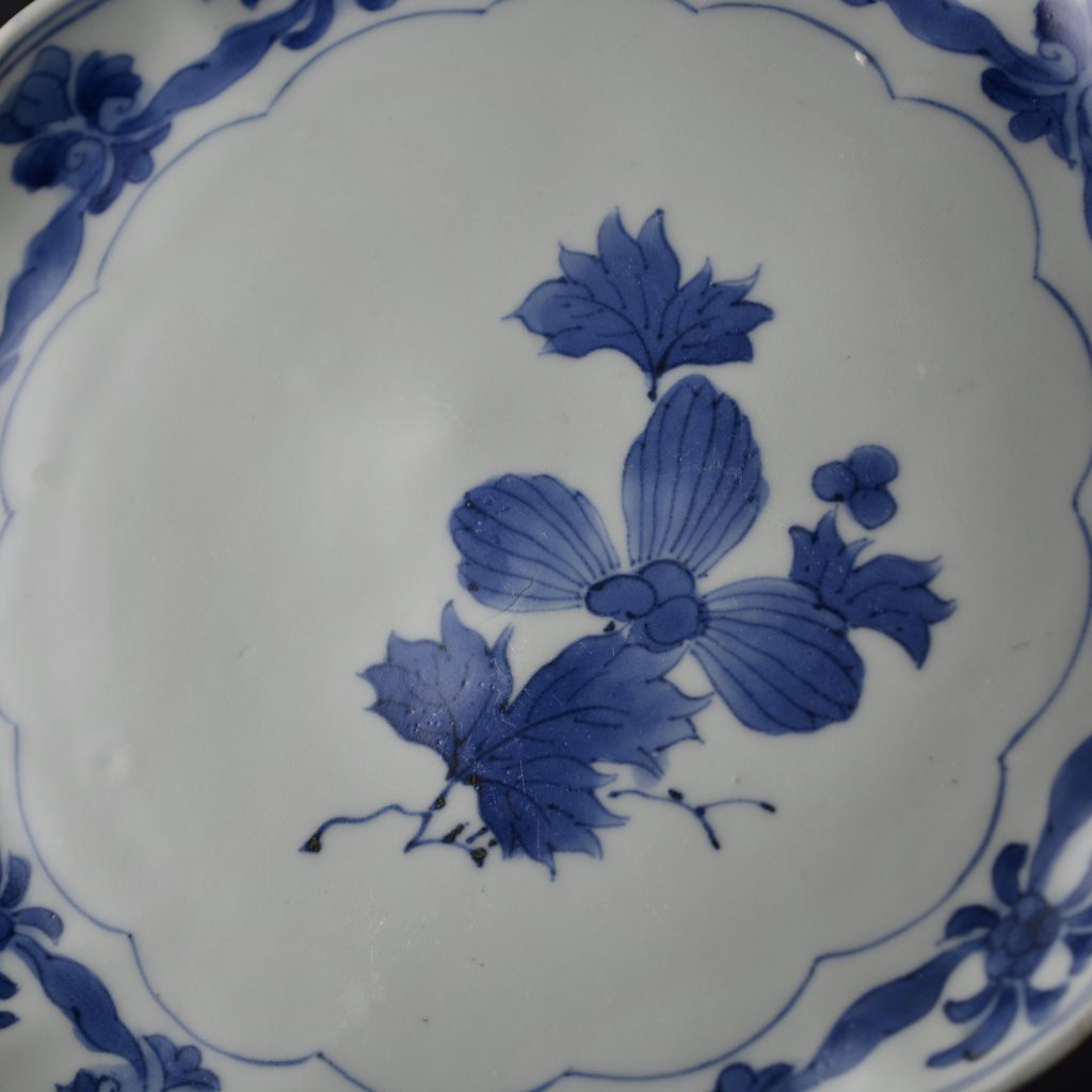17th or 18th Century Japanese Porcelain Dish - Robert McPherson Antiques