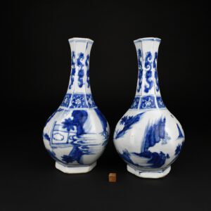 A Transitional Blue and White Porcelain Vase, Chongzhen Period - Robert McPherson Antiques - 26103 - 26102