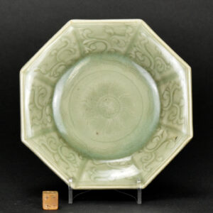 15th Century Ming Longquan Celadon Dish - Robert McPherson Antiques - 26654