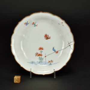 A 17th Century Japanese Kakiemon Porcelain Bowl - Robert McPherson Antiques - 26994