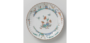 A closely related Chinese export porcelain dish, dated by the Rijksmuseum as c.1700-1725, they date the Dutch decoration which is in the Kakiemon style as c.1710-1730. See the Rijksmuseum website Bk-1968-210 