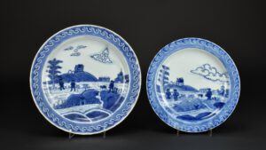 Two Van Frytom Style Porcelain Plates - On the left ; from the Ca Mau Cargo 24761, and on the right, not from a shipwreck 27082. Robert McPherson Antiques