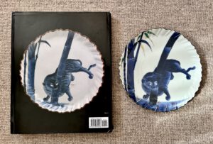 blue and white dish of this shape and design is in the Gardener Museum in Canada, "Dish with tiger and bamboo Japan, Hizen, c. 1650 Porcelain with underglaze cobalt blue, iron-oxide brown Mark: fuku (happiness). The Macdonald Collection". See Dragons, Tigers and Bamboo, Japanese Porcelain and Its Impact In Europe ((Oliver Impey, Christiaan J.A Jörg and Charles Mason. Gardiner Museum. Published by Douglas & McIntyre. 2009. ISBN 978-1-55365-434-6.) Page 74, Fig.23 and illustrated on the back cover.