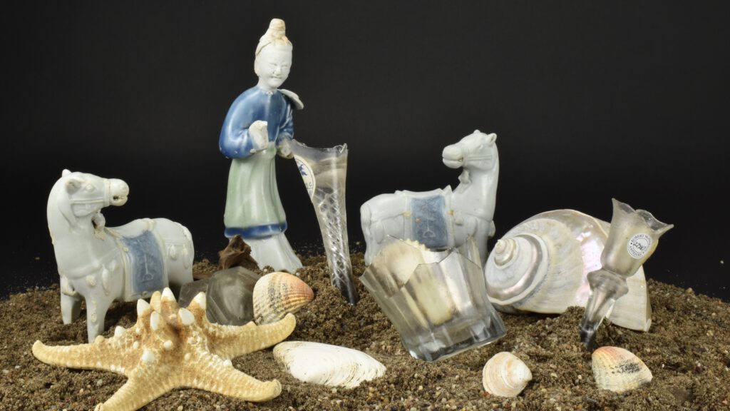Qianlong Period c.1751, Probably Jingdezhen Kilns. Sold at Christie's Amsterdam in 1986, this very rare figure from the cargo sold for Fl.22,040 (Dutch Guilders) equivalent to €10,000  (£8,728) in 1986.Robert McPherson Antiques. Sold Archive.